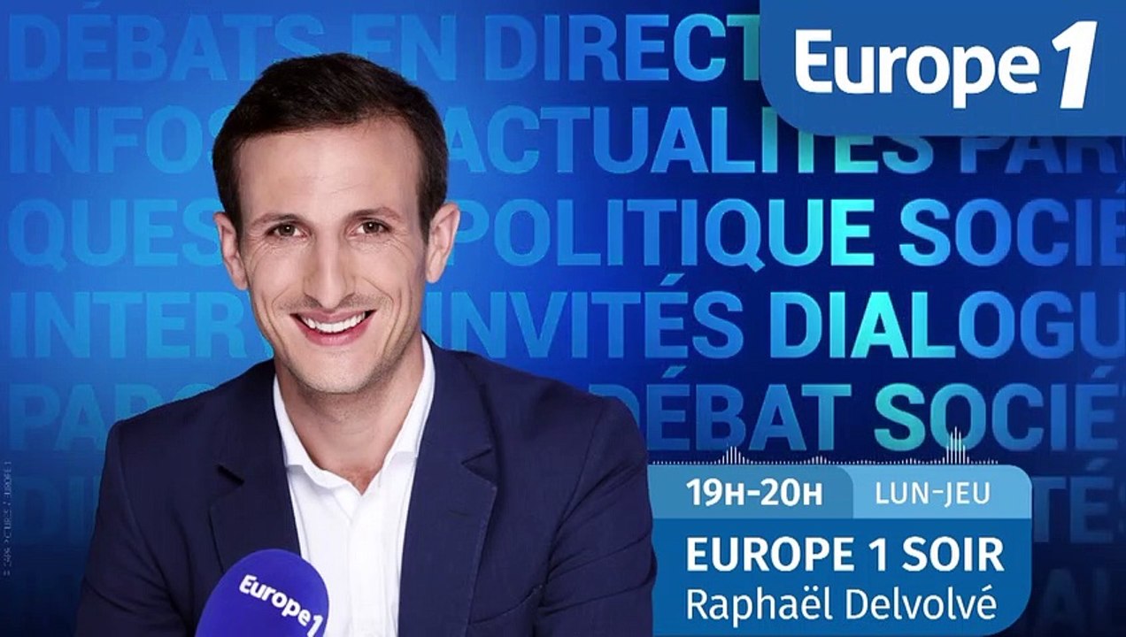 Emmanuel Macron en visite au Gabon, pour la première étape de sa tournée africaine