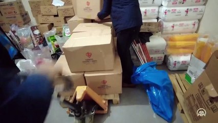 Türkiye Diyanet Vakfı deprem bölgelerinde kurduğu lojistik merkezleriyle yaraları sarıyor