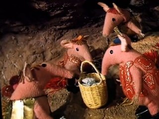 Clangers Clangers S02 E002 The Rock Collector