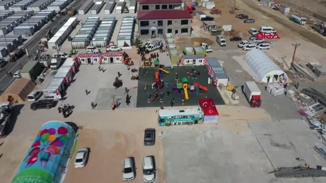 ŞIRNAK-NURDAĞI'NDA 16 BİN DEPREMZEDENİN BARINACAĞI KONTEYNER KENT KURULUYOR