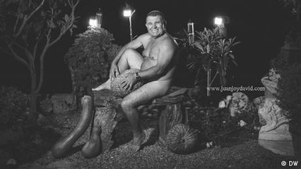 Spanien: Ein Dorf macht sich nackt