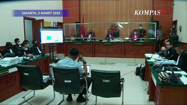 Hotman Paris Nilai Bukti Chat Teddy Minahasa dengan Dody Prawiranegara Cacat Hukum