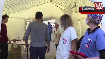 Fransız sağlık ekibi Adıyaman'da depremzedelere hizmet veriyor