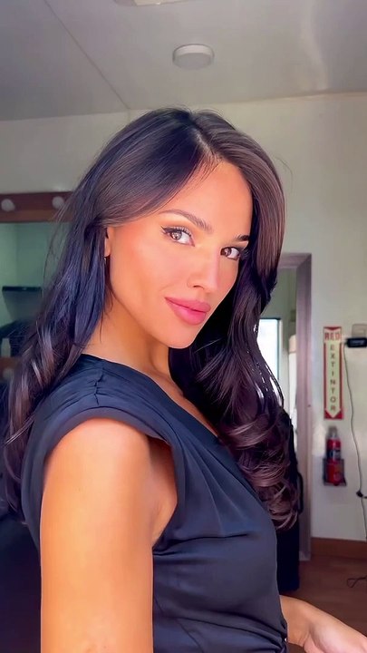 Eiza Gonzalez New Look