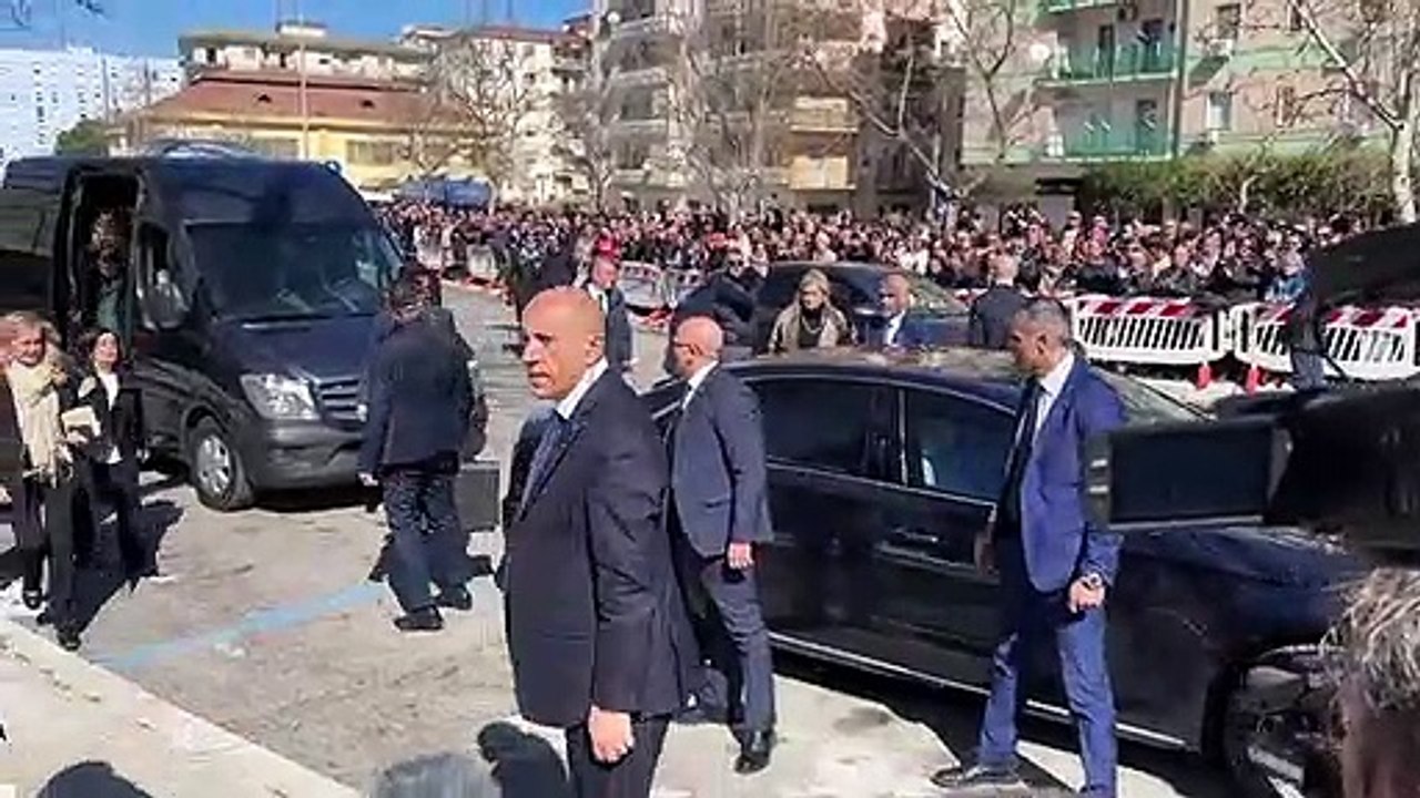 crotone mattarella pala milone