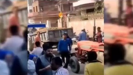 चंदौली में नो एंट्री में धड़ल्ले से दौड़ रही मिट्टी लदी बोगा ट्रैक्टर, वीडियो वायरल