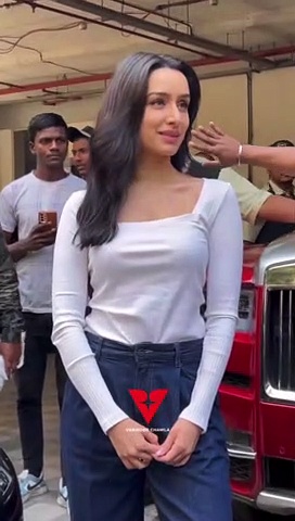 श्रद्धा कपूर को फैंस ने दिया स्पेशल गिफ्ट, महाठग सुकेश चंद्रशेखर की आई याद