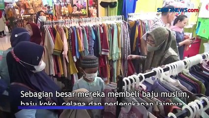 Berburu Baju Lebaran, Warga Surabaya Berjubel Padati Tempat Perbelanjaan