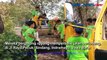 Akses Jalan ke Sekolah Rusak Parah, Pelajar Gotong Royong Memperbaiki Jalan