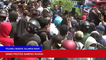 Emak-Emak Tertipu Minyak Goreng Murah dan Demo Protes Sampah Terlibat Bentrokan
