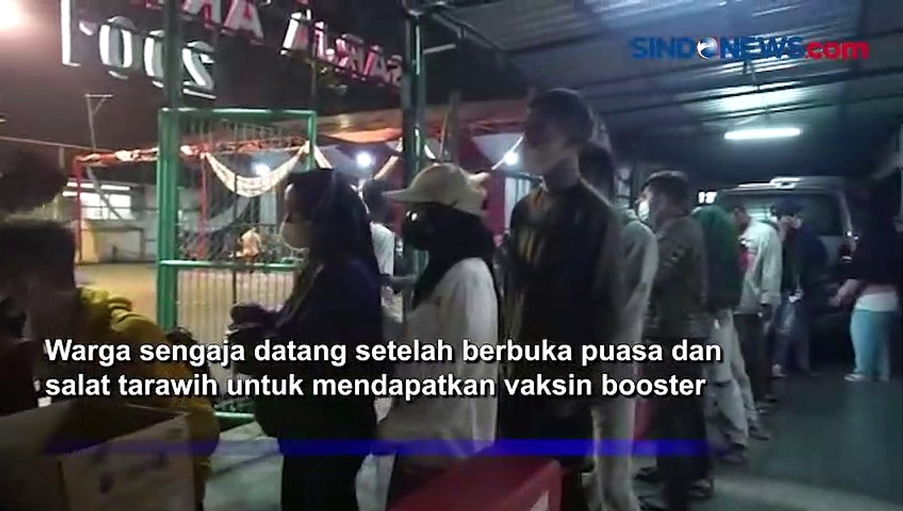 Vaksin Booster Syarat Mudik, Warga Cimahi Antusias Antre hingga Tengah Malam