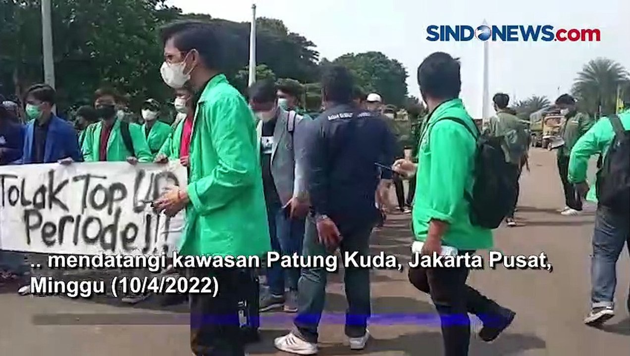 Datangi Kawasan Patung Kuda Aliansi Mahasiswa Indonesia Teriak Tolak 3 Periode