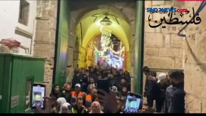Suasana Masjid Al Aqsa Jelang Sholat Tarawih