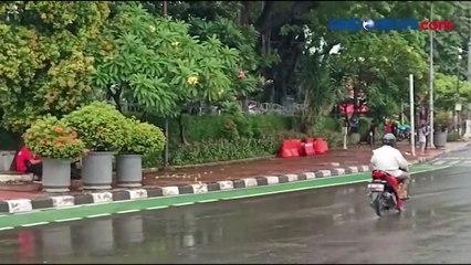 Jakarta Diguyur Hujan, Tiga Titik Demo Terpantau Lancar