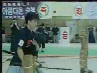 Haidong Gumdo demonstration de coupe 1