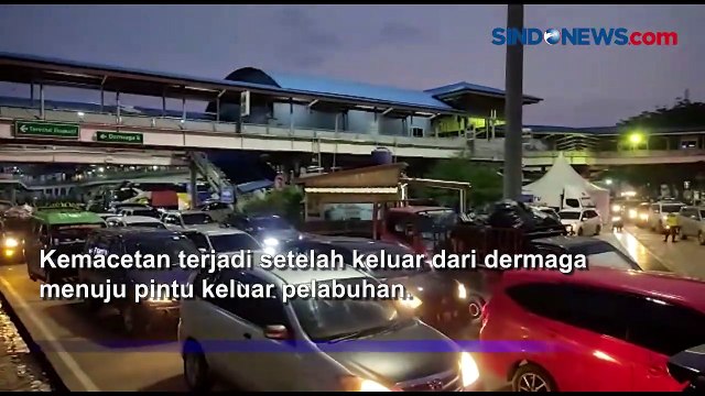 Jelang Arus Balik, Pelabuhan Merak Mulai Dipadati Pemudik