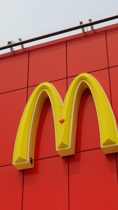 McDonald’s sort un Big Mac au poulet et ton classique vient de prendre une coche de plus!