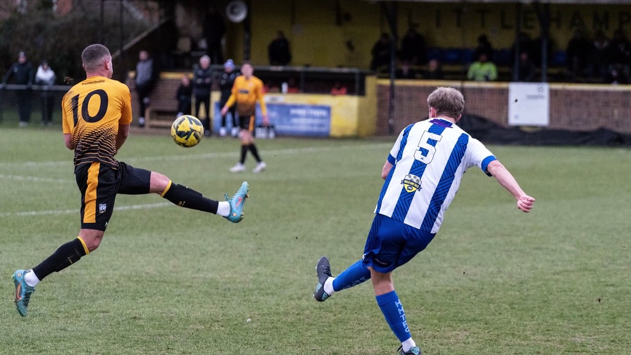 Littlehampton Town v Haywards Heath in pictures