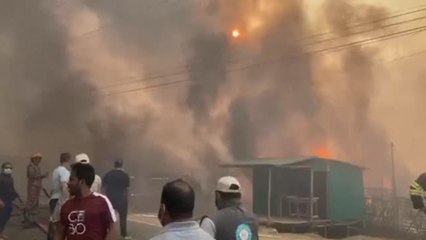 Download Video: Un incendio arrasa un campamento de refugiados rohingya en el sur de Bangladés