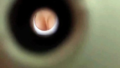 Toujours regarder qui sonne à la porte