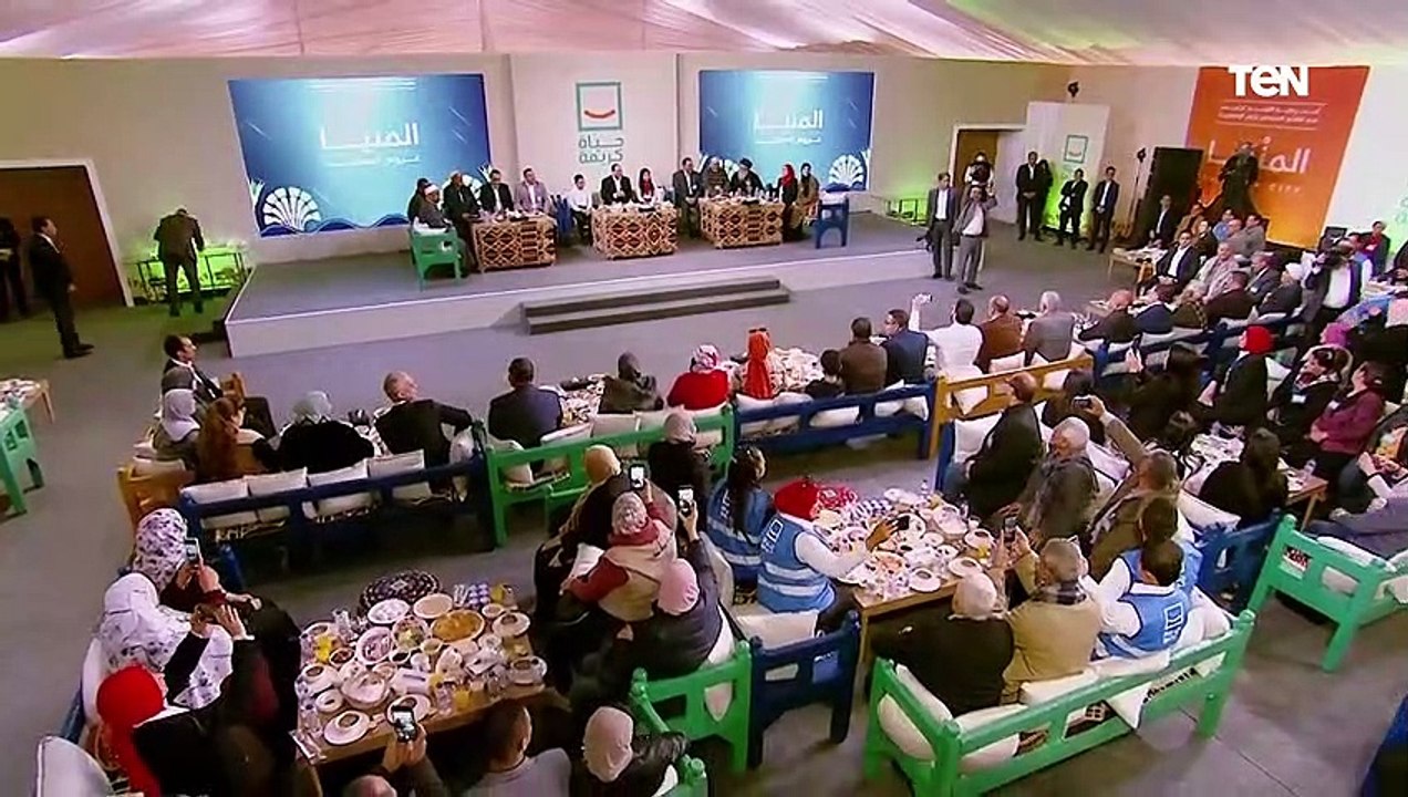 طفرة في التطوير في قلب عروس الصعيد.. جولة الرئيس السيسي في قرية معصرة ملوي بعد تطويرها
