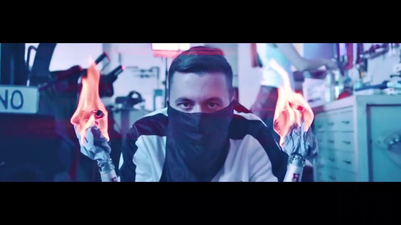 #10: JUGO UNO - Louis Vuitton Bandana