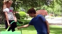 Genius dad figures out a way to make 100 water balloons in under a minute. No more sore fingers!!