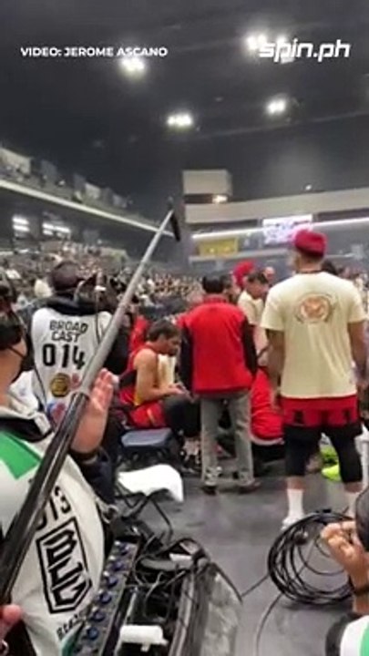 June Mar Fajardo brought back to the bench after hurting his knee in SMB- Ryukyu face-off