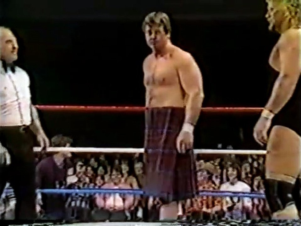 Roddy Piper's 1984 WWF TV in-ring debut (02-11-1984) - video Dailymotion