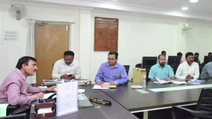 సంగారెడ్డి: దళిత బంధు లబ్ధిదారులపై దృష్టి పెట్టండి