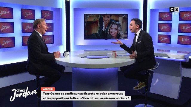 Le mari d'Hillary Vanderosieren a-t-il formé un couple avec le roi de la nuit ? C'est la question que s'est posté Jordan De Luxe en recevant Tony Gomez dans son émission chez Jordan , diffusé sur C8.
