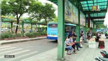 Hà Nội- Tìm giải pháp thu hút hành khách đi xe buýt (1)