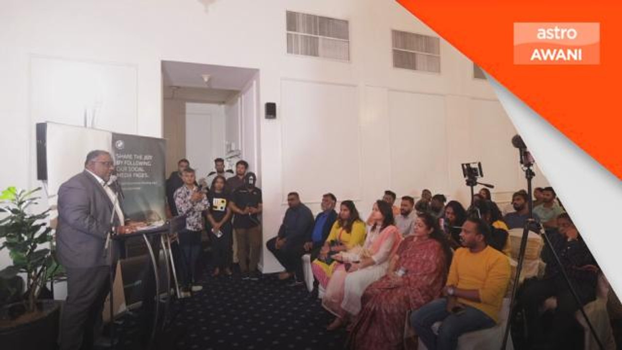 Konsert solo pertama Chitra di Malaysia