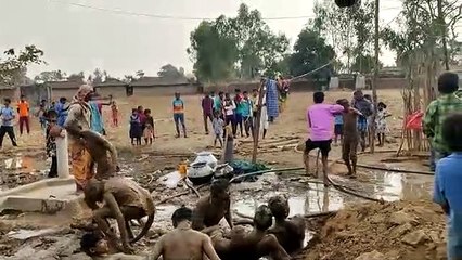 यहां ऐसे भी होता है बारातियों का स्वागत, देखें वीडियो