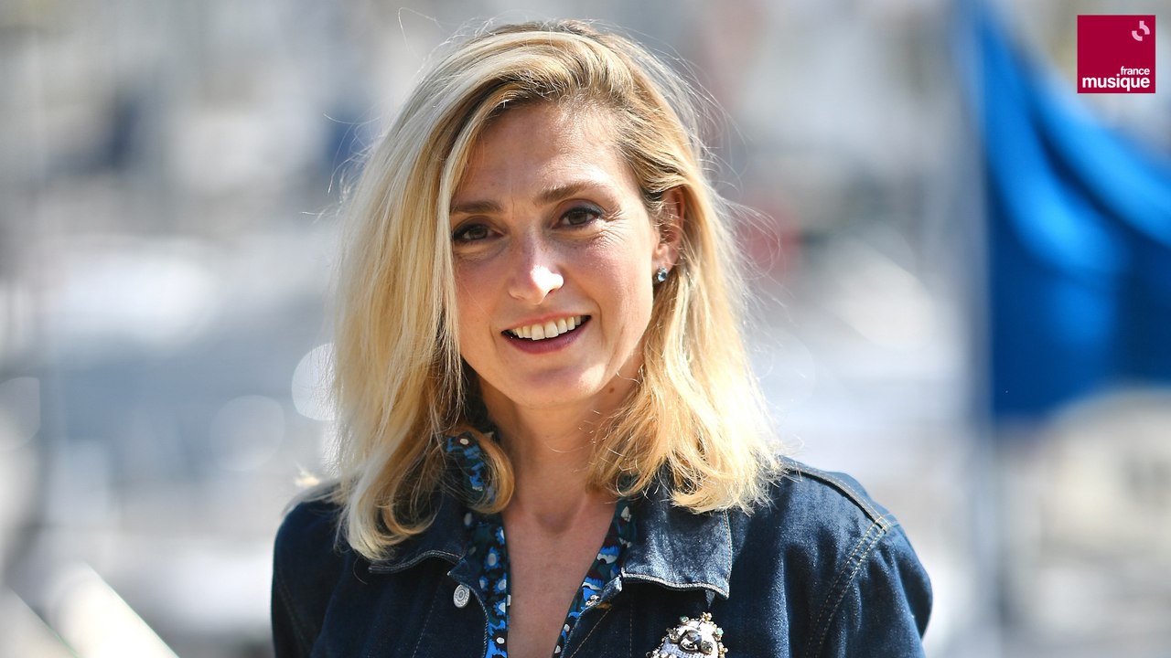 Julie Gayet : "Les femmes de plus de 50 ans sont sous-représentées sur nos écrans" - Musique matin