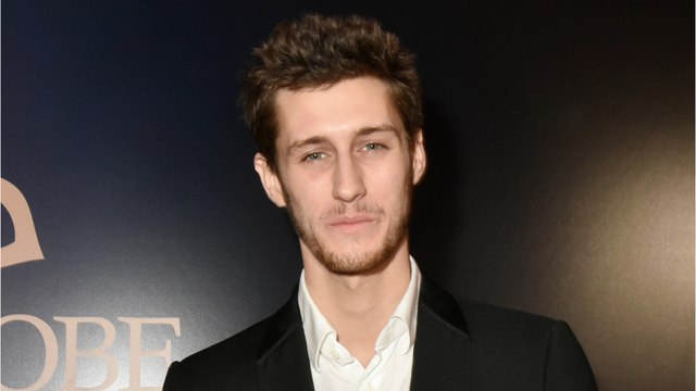 GALA VIDÉO - Jean-Baptiste Maunier absent des Enfoirés 2023 : au fait, que devient l’acteur ?