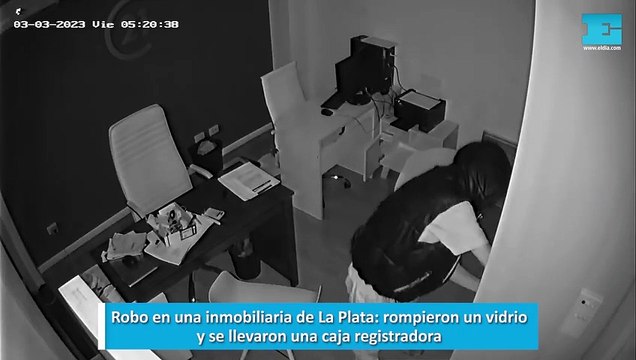 Robo en una inmobiliaria de La Plata, rompieron un vidrio y se llevaron una caja registradora