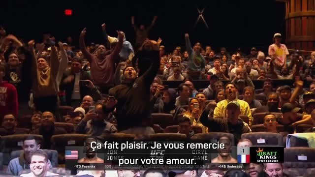 UFC 285 - Jones embrase la foule : Je suis de retour