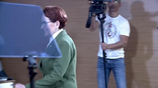 Akşener: İki İsmin Adaylığı Konusunda Görüşümüzü Beyan Ettik. Bu İki İsim Mansur Yavaş ile Ekrem İmamoğlu'ydu.