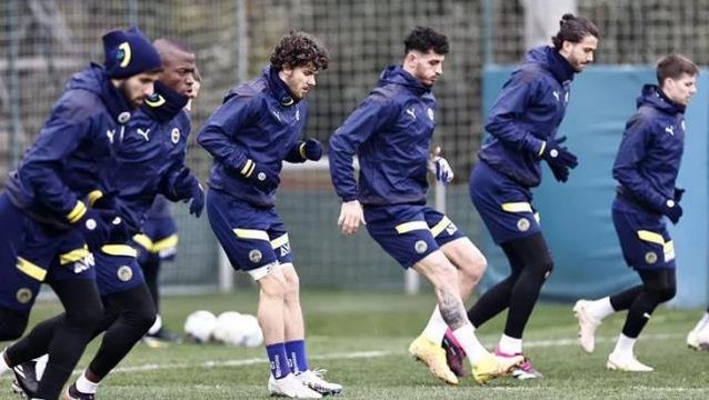 Fenerbahçe'nin Kayserispor kadrosu belli oldu! 5 eksik, 1 sürpriz