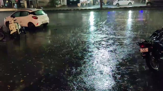 Rain Video: अजमेर को भिगोया हवा संग तेज फुहारों ने