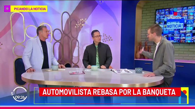 Camión sin frenos provoca carambola en Mixcoac