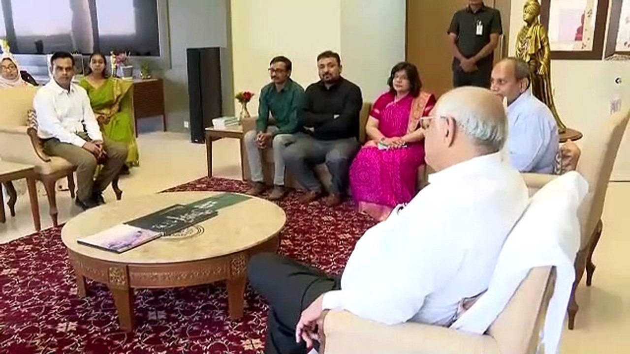 VIDEO : गुजरात में जन्म से मूक-बधिर 2750 बच्चों को मिली आवाज