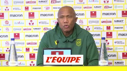 下载视频: Sans Delort ni Corchia face au PSG - Foot - L1 - Nantes