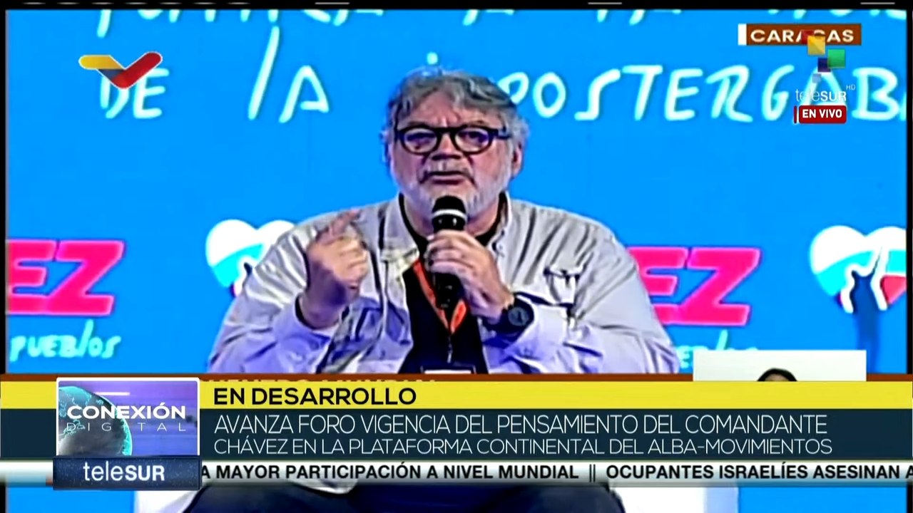 “Este pueblo enseña y educa con dignidad”