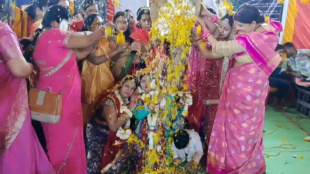 Video- खाटू श्याम के जन्मोत्सव पर ढाई क्विंटल फूलों से खेली होली