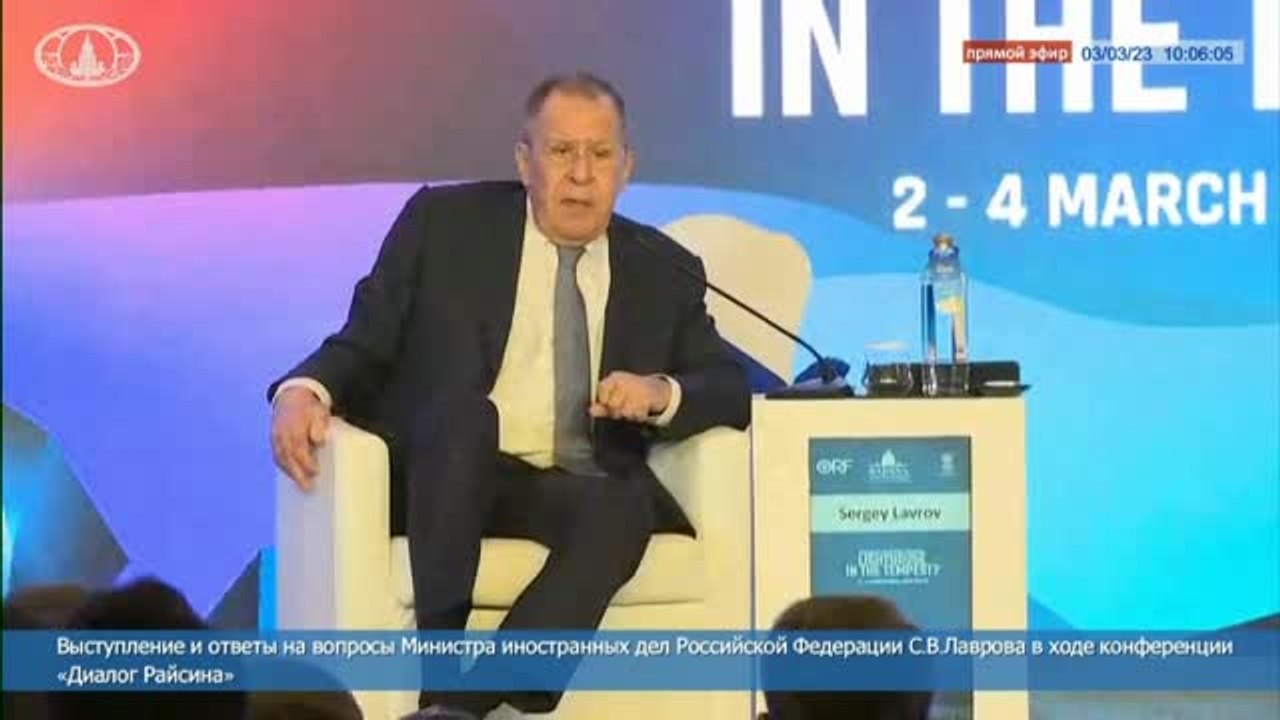 El público se ríe de Lavrov cuando dice que la guerra la comenzó Ucrania