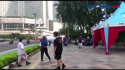 Bundaran HI Ramai Didatangi Warga Jakarta untuk Olahraga
