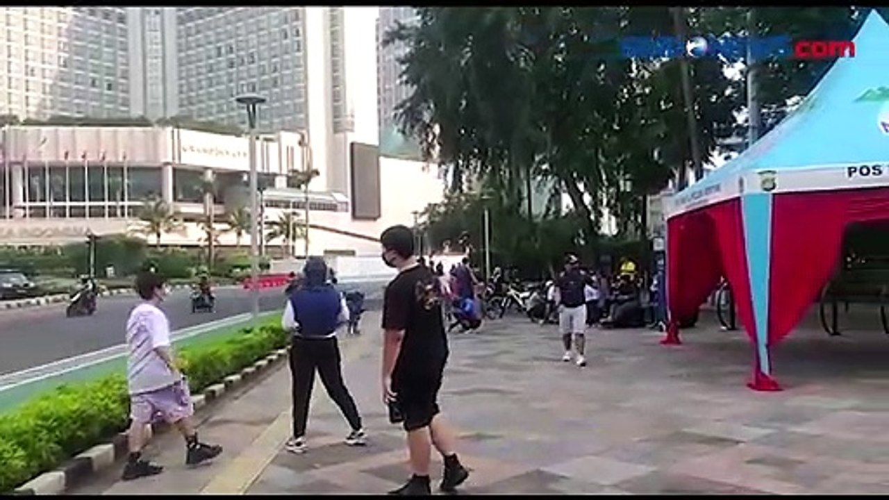 Bundaran HI Ramai Didatangi Warga Jakarta untuk Olahraga