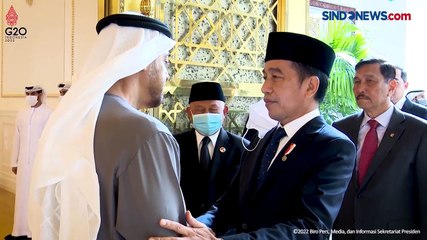 Singgah ke Abu Dhabi, Presiden Jokowi Sampaikan Duka Cita atas Meninggalnya Presiden UEA